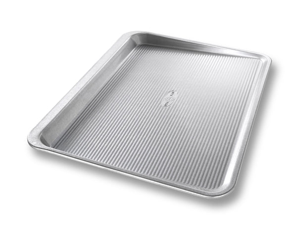  USA Pan Bakeware Square Cake Pan, 9 inch, Nonstick & Quick  Release Coating, Made in the USA from Aluminized Steel: Usa Pans Bakeware:  Home & Kitchen